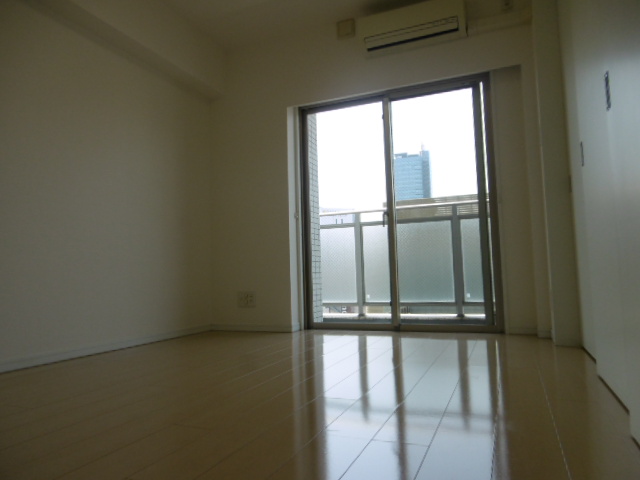 居室・リビング　内観1※別部屋参考写真