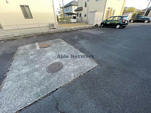 駐車場　駐車場