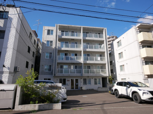 建物外観　☆物件名【ラフェリア豊平公園】とお伝え下さい！