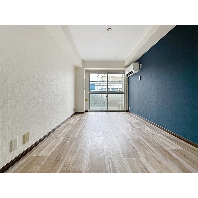 その他　アクセントクロス印象的なお部屋