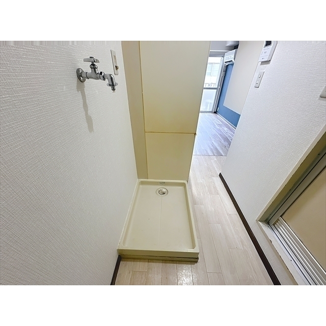 その他部屋・スペース　洗濯機も室内置きです