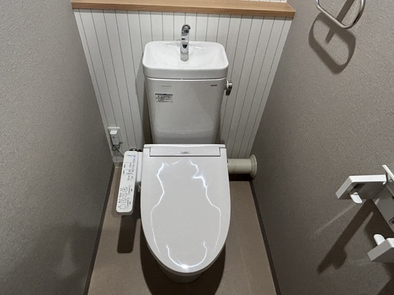 トイレ　シャワー付きトイレ