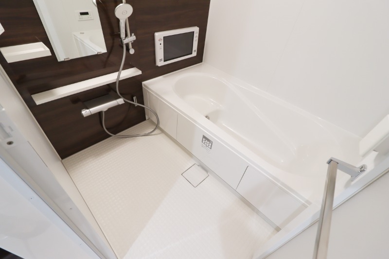 バス・シャワールーム　図面と現状に相違がある場合には現状を優先