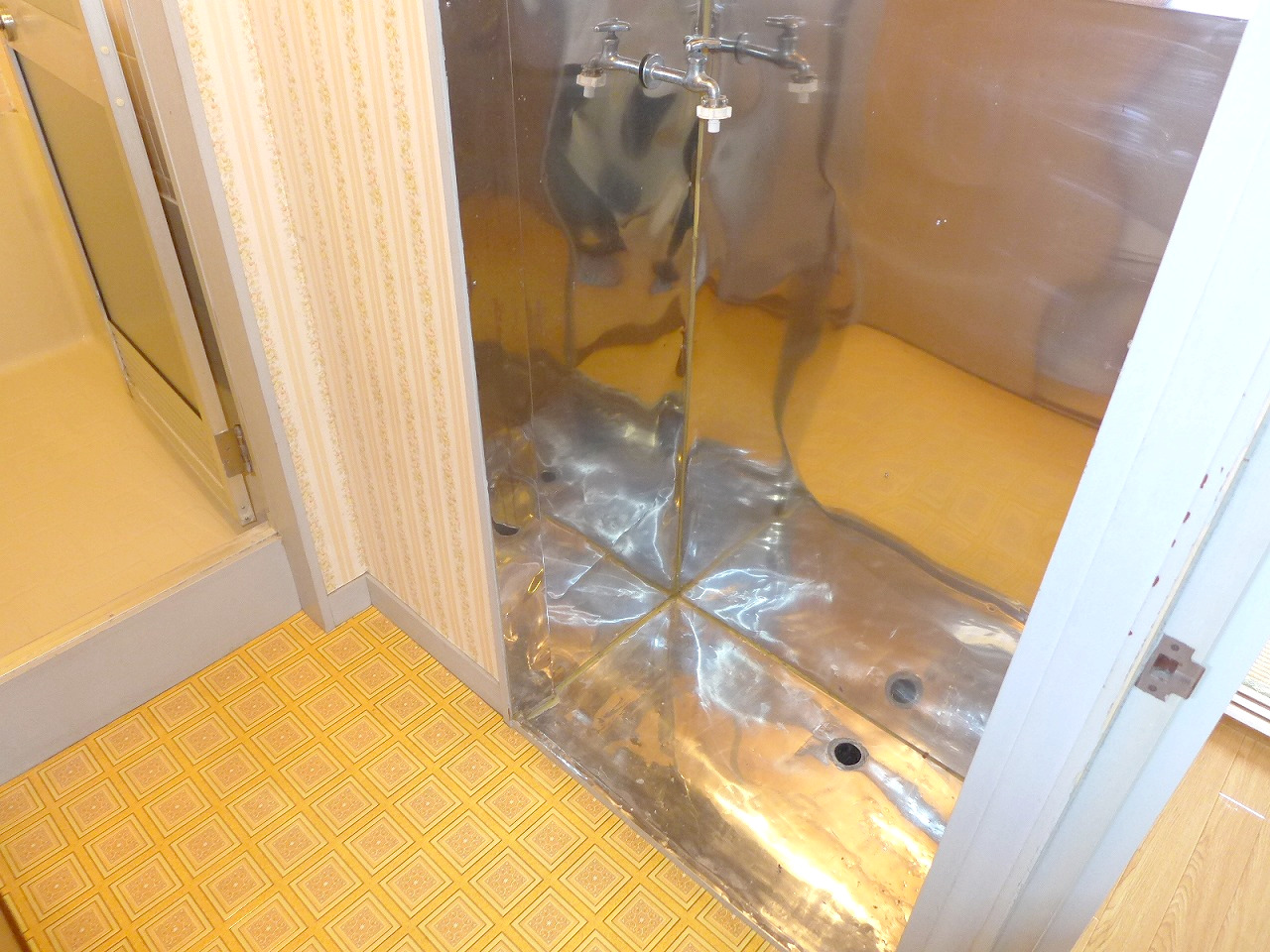 その他　室内洗濯機置場