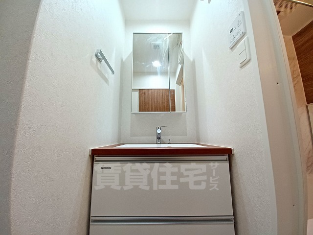 洗面設備　同マンション別部屋