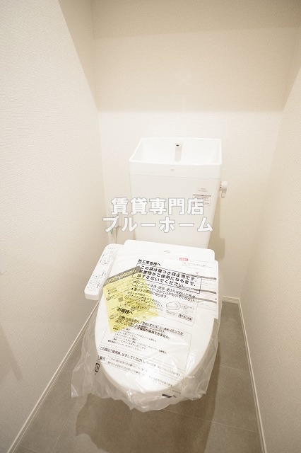 トイレ　温水洗浄便座付きのトイレ！