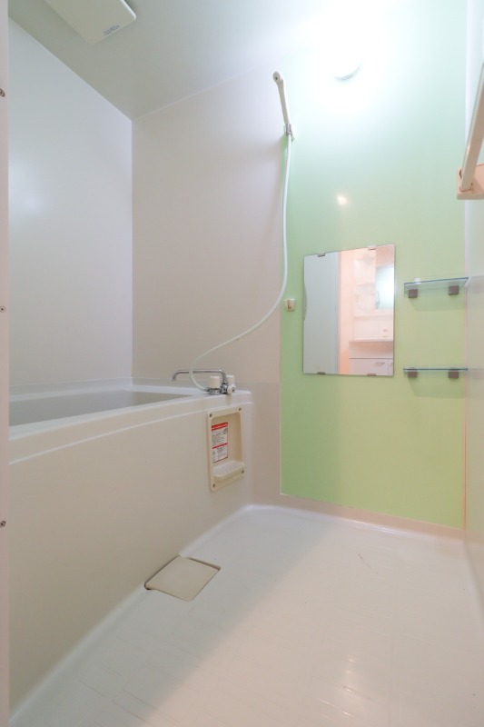 バス・シャワールーム　図面と現状に相違がある場合には現状を優先