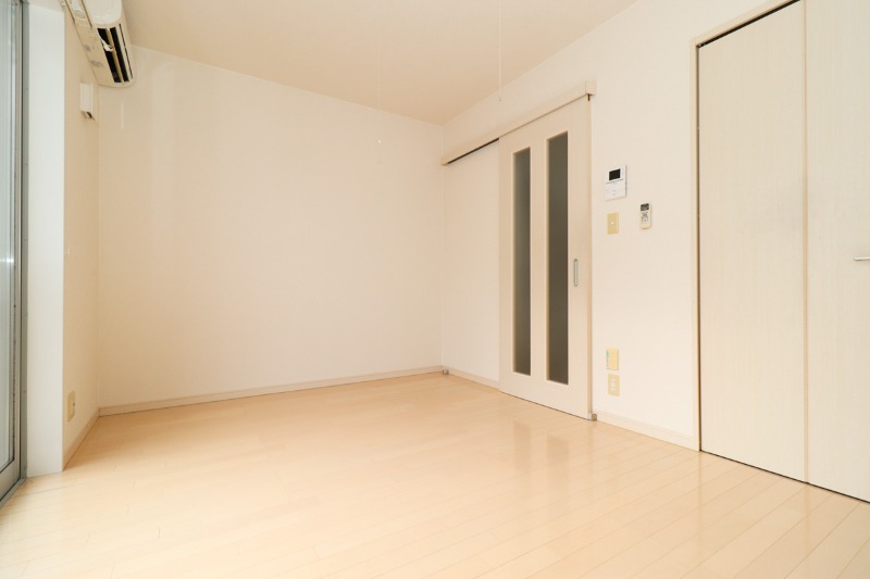 居室・リビング　図面と現状に相違がある場合には現状を優先