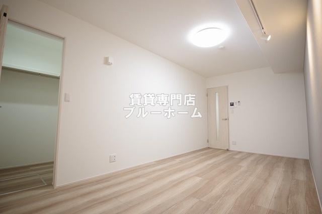 その他部屋・スペース　洋室の別アングルです！