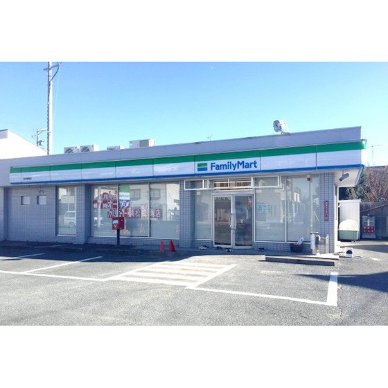 コンビニ　ファミリーマート浜松蜆塚店（コンビニ）まで558m