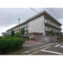 中学校　三条市立第三中学校（中学校）まで556m
