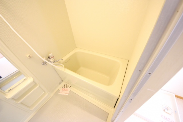 バス・シャワールーム　反転同系タイプ