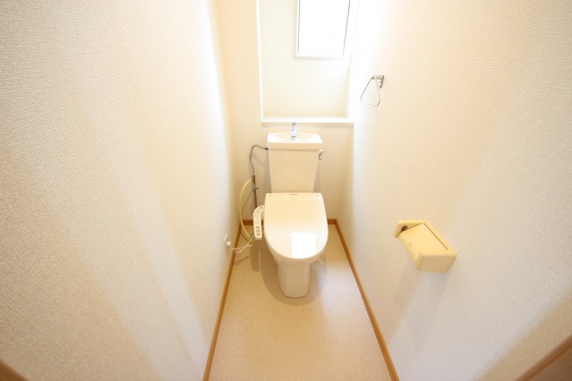 トイレ　反転同系タイプ