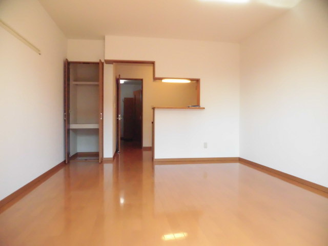 居室・リビング　反転居室参考写真