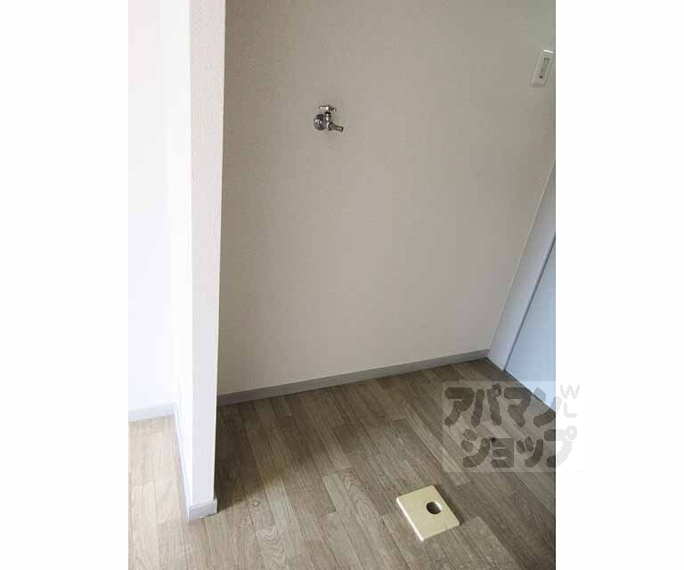 その他設備　洗濯機は室内です