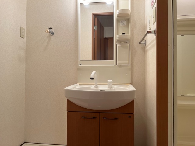 洗面設備　洗髪洗面化粧台