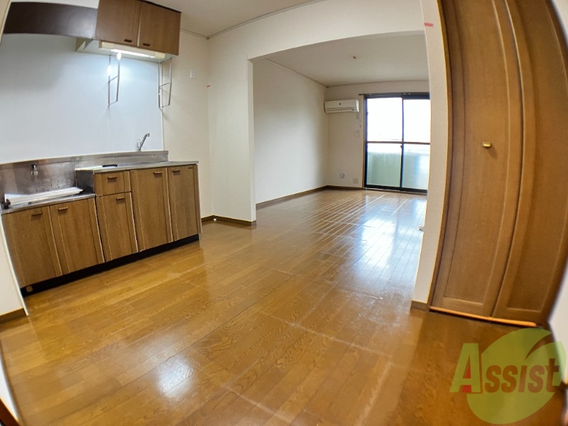 居室・リビング　１１．５帖のリビングです。広々としていますね。