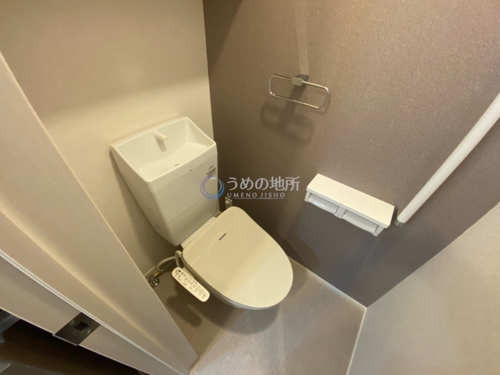 トイレ　トイレ