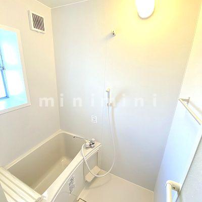 バス・シャワールーム　※写真は別号室のものですので現状優先とさせていただきます