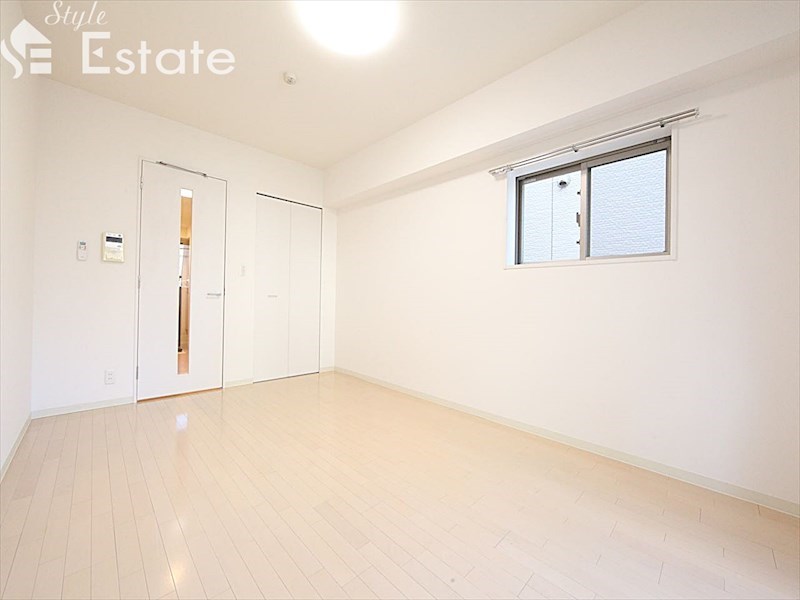 居室・リビング　内装