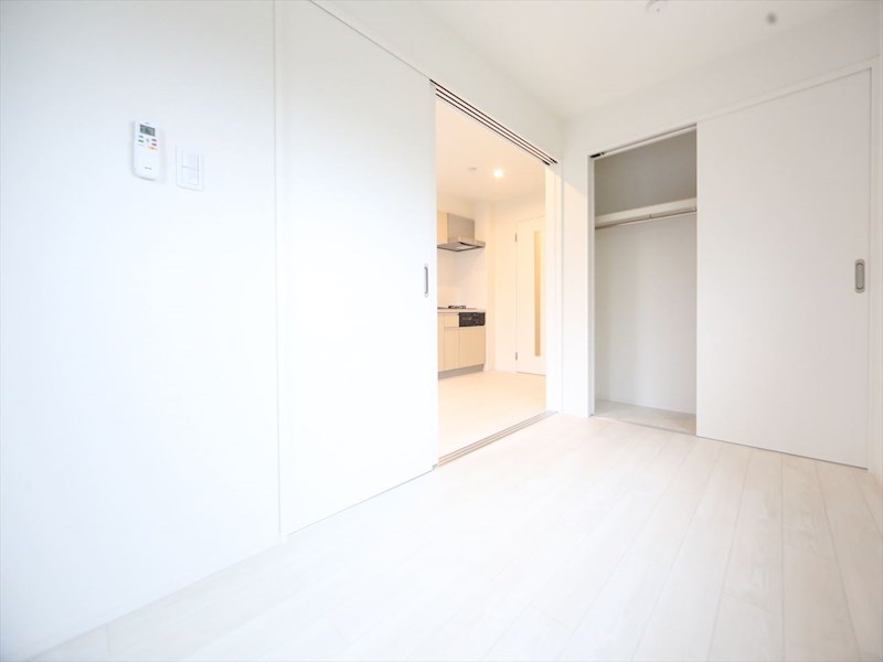 その他部屋・スペース　洋室3.5帖　クローゼット付（収納充実してます）　同仕様写真