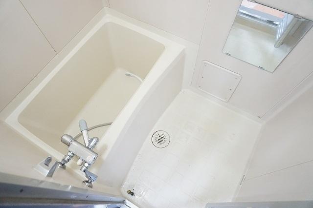 バス・シャワールーム　浴室