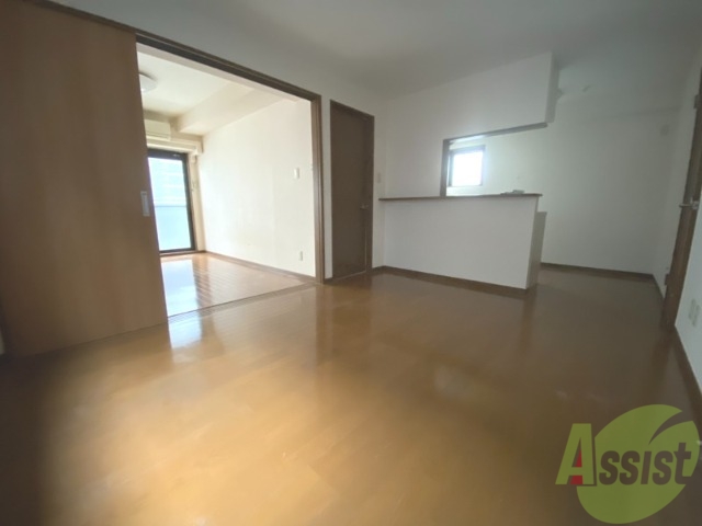 居室・リビング　１０．５帖のリビングです。広々としていますね。