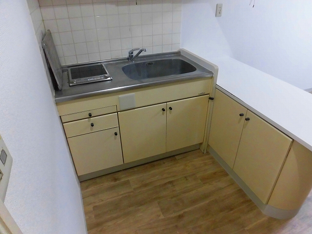 キッチン　ＩＨコンロ１口付