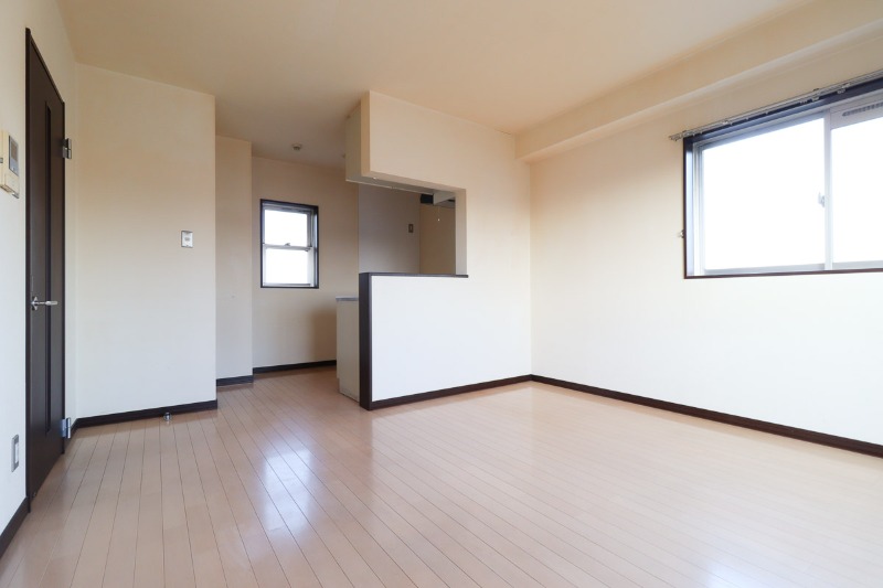 居室・リビング　図面と現状に相違がある場合には現状を優先