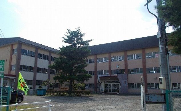 小学校　北昭和小学校（小学校）まで20m