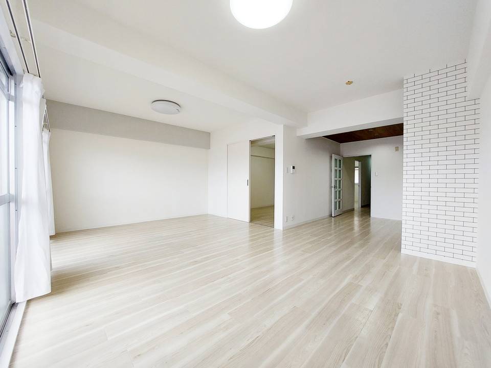 居室・リビング　リビング