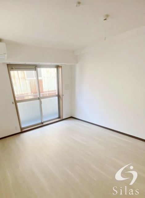 居室・リビング　同仕様