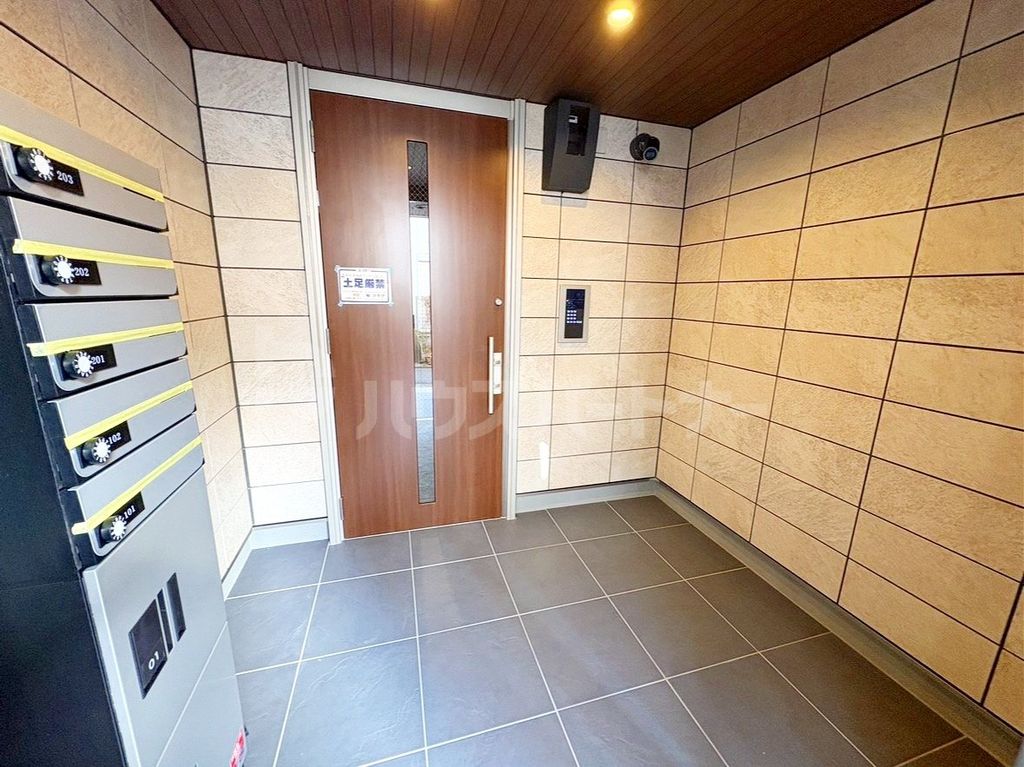 エントランス　エントランス