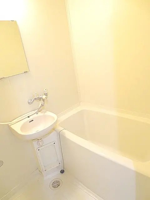 バス・シャワールーム　日々の暮らしに欠かせないお風呂です