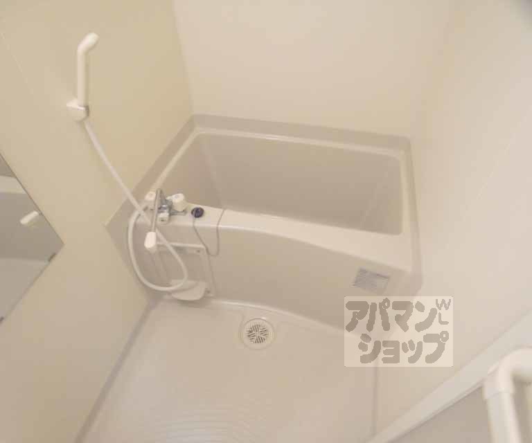 バス・シャワールーム　バスルーム