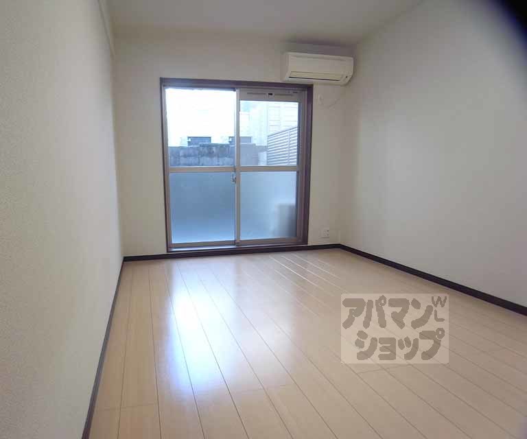 居室・リビング　洋室８．５帖です。