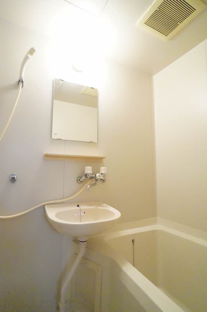 バス・シャワールーム　浴室