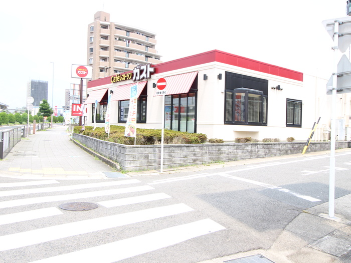飲食店　ガスト天白植田店（飲食店）まで300m