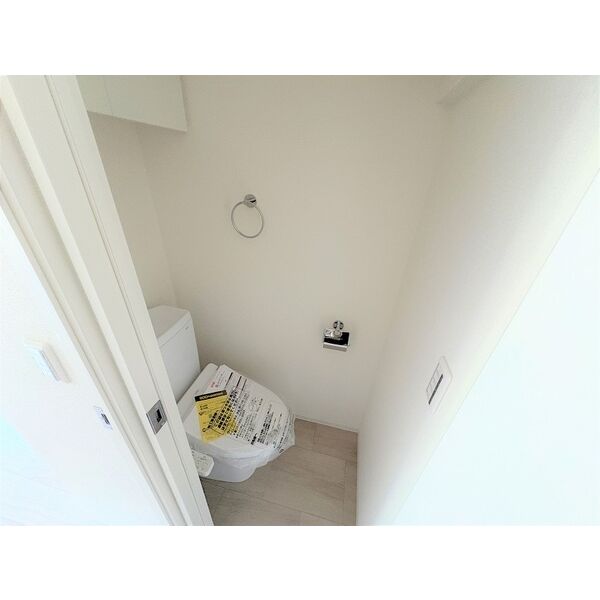 トイレ　清潔感のあるトイレです