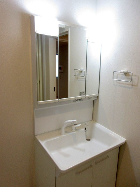 洗面設備　★３面鏡独立洗面台★