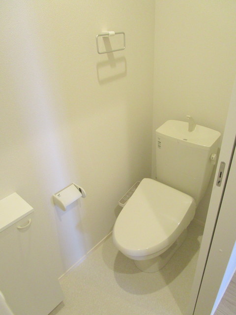 トイレ　★温水洗浄便座★