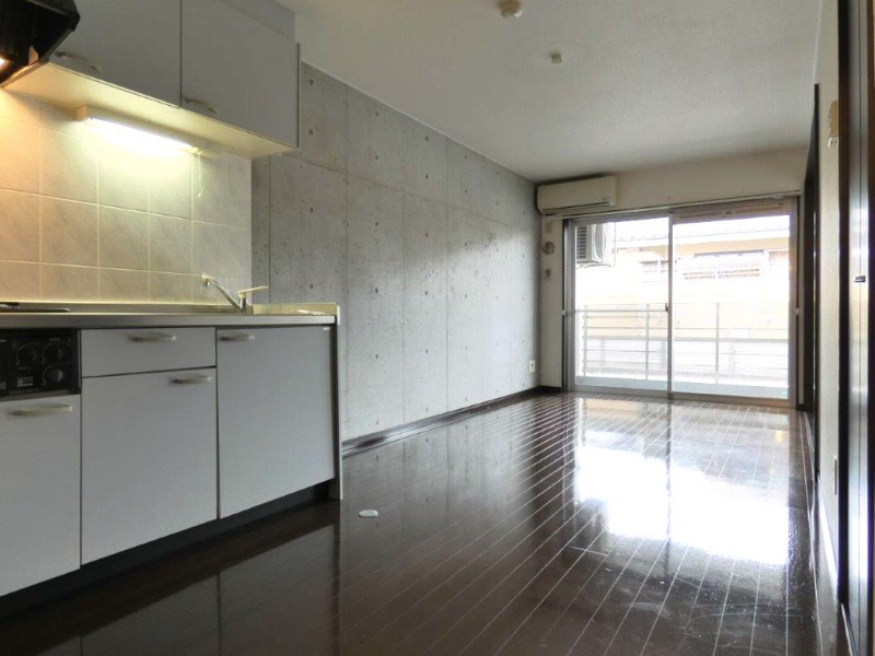 居室・リビング　図面と現状に相違がある場合には現状を優先