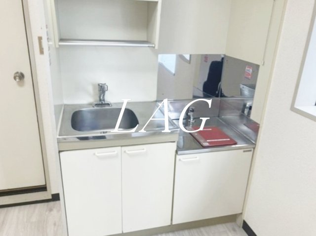 キッチン　キッチンです。