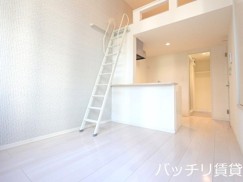 居室・リビング　別号室写真の為、現状を優先いたします