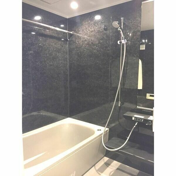 バス・シャワールーム　■浴室暖房乾燥機能付きバス♪■追焚機能あり！