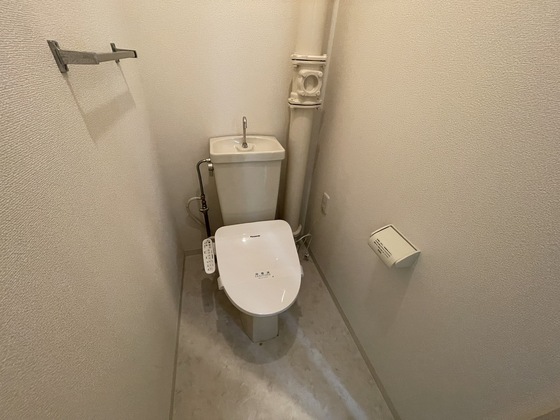 トイレ　※別部屋の写真です