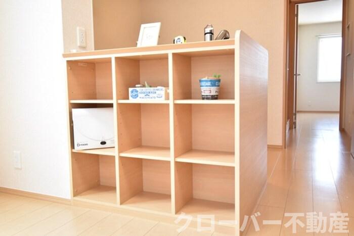 収納　カウンター下収納