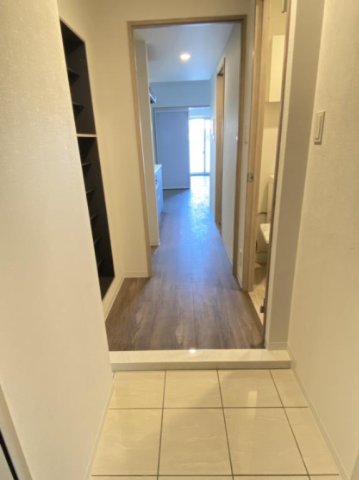 玄関　別部屋参考写真になります