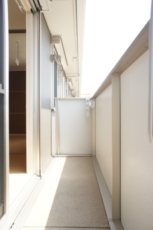 バルコニー　図面と現状に相違がある場合には現状を優先