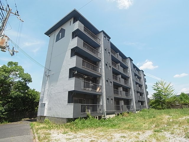 建物外観　外壁もやり替え綺麗に生まれ変わりました